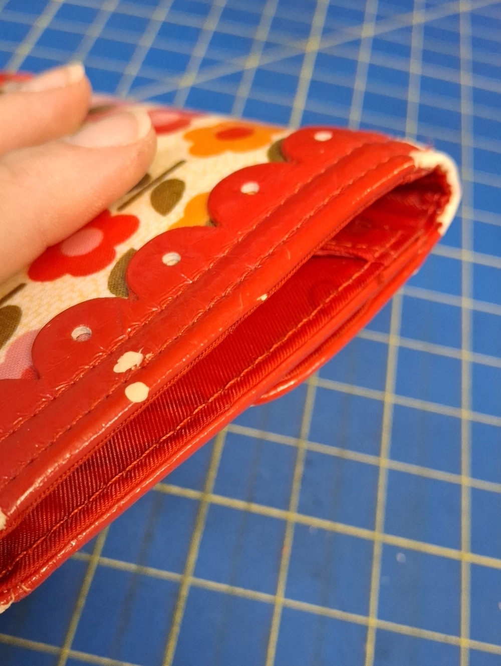 Vera Bradley Frill Pleather Wallet Floral 4 x 6 - Picture 15 of 16